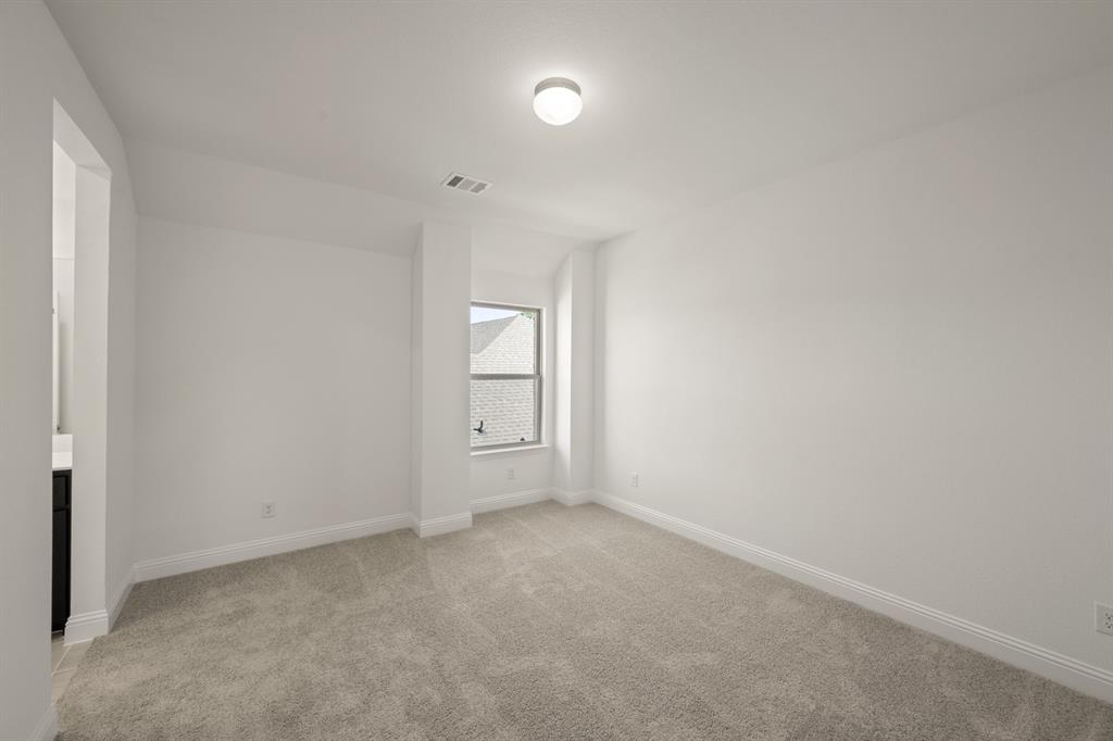 974 Reeves Drive DeSoto, TX 75154 - Photo 18 of 30 974 Reeves- Bedroom-4