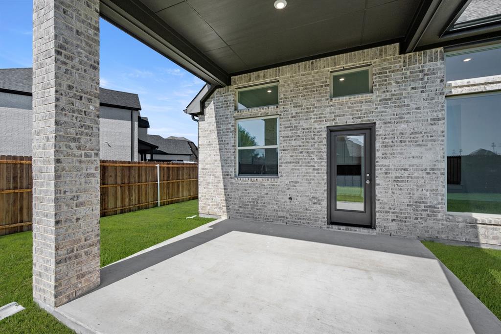 974 Reeves Drive DeSoto, TX 75154 - Photo 26 of 30 974 Reeves- Patio-1