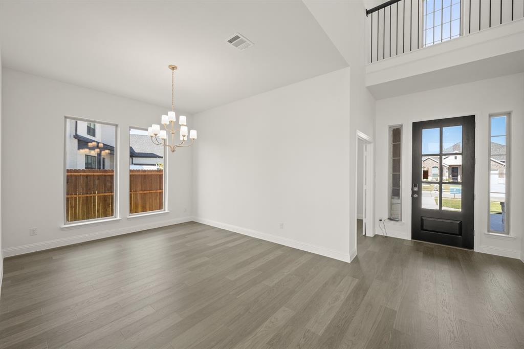 974 Reeves Drive DeSoto, TX 75154 - Photo 5 of 30 974 Reeves- Dining-1