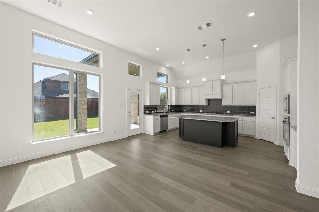 974 Reeves Drive DeSoto, TX 75154 - Photo 9 of 30 974 Reeves- Nook-1