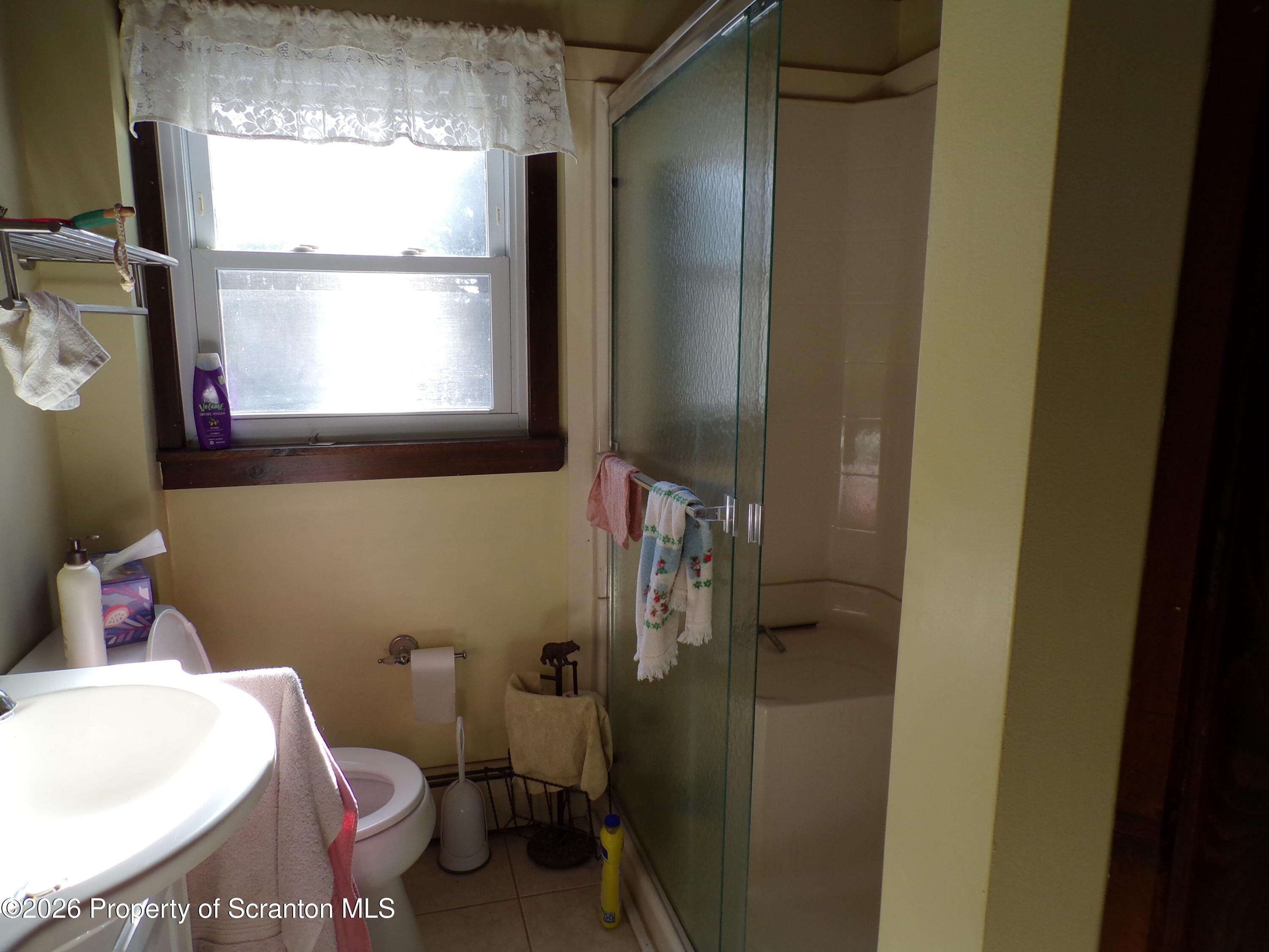 2590 Potter Hill Road Thompson, PA 18465 - Photo 22 of 38 Main floor bath