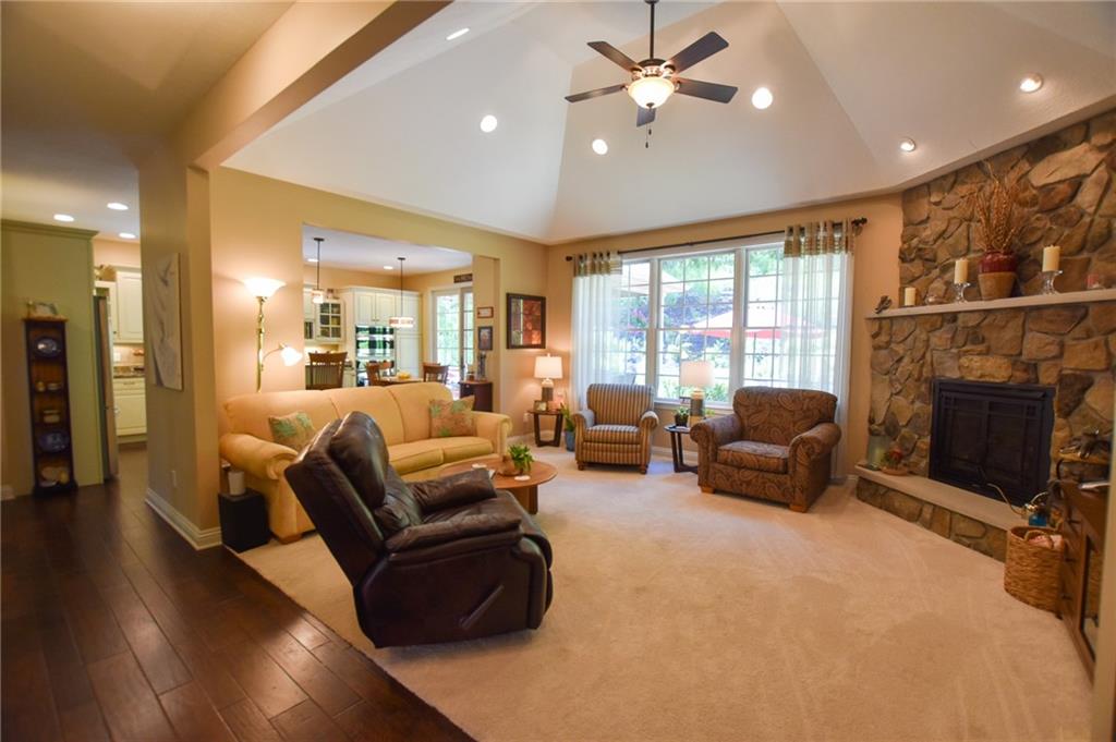 124 Pinehurst Road Butler, PA 16001 - Photo 4 of 21
