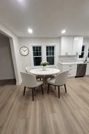 $459,900 | 7501 West Winnemac Avenue, Harwood Heights, IL 60706