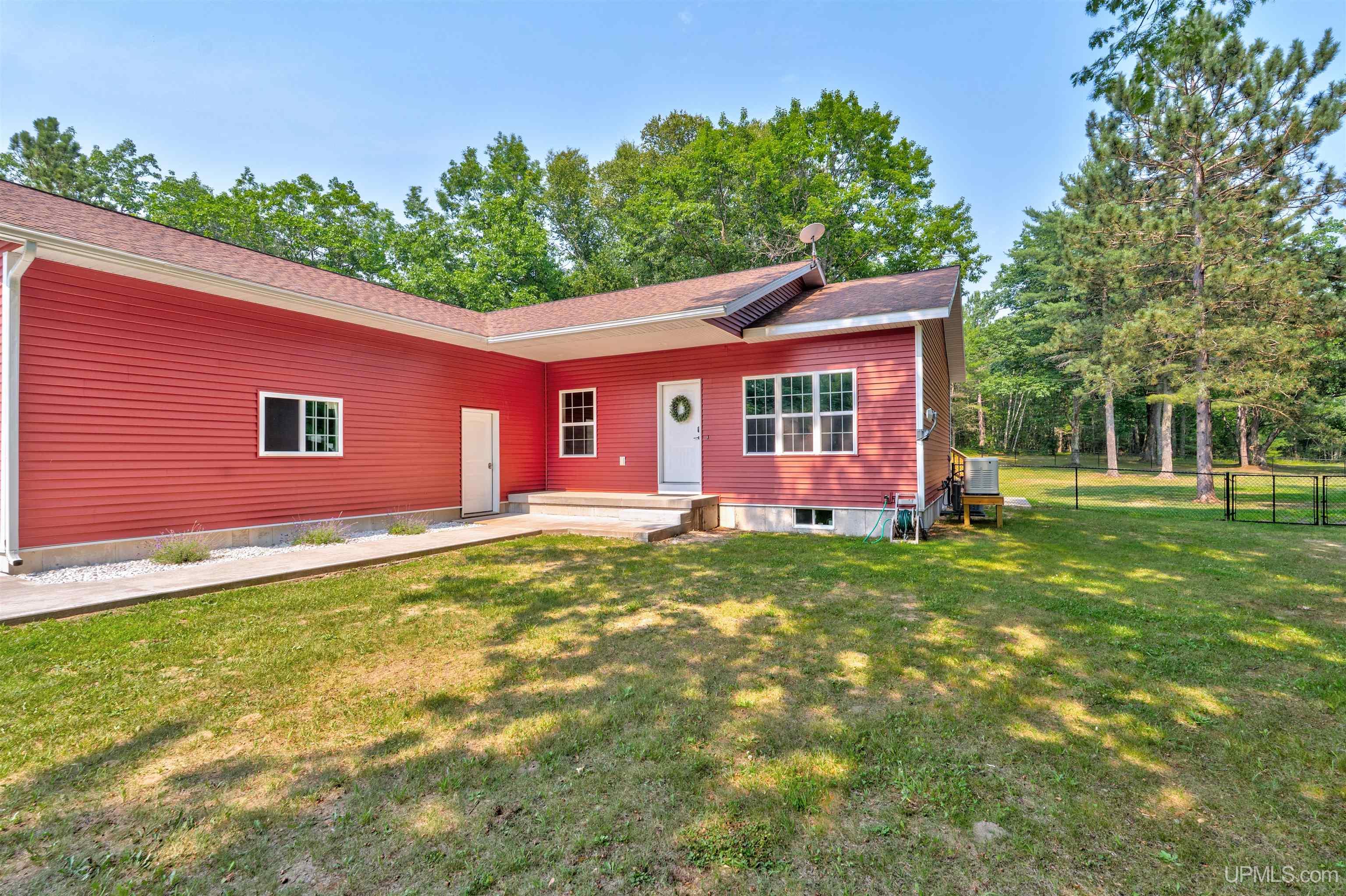 9048 .25 Road Garden, MI 49835 - Photo 8 of 49