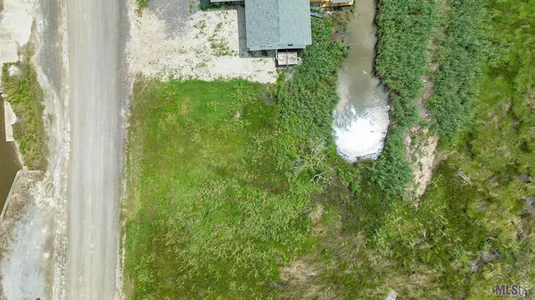 $68,000 | 3317 Bayou Dularge Road, Theriot, LA 70397