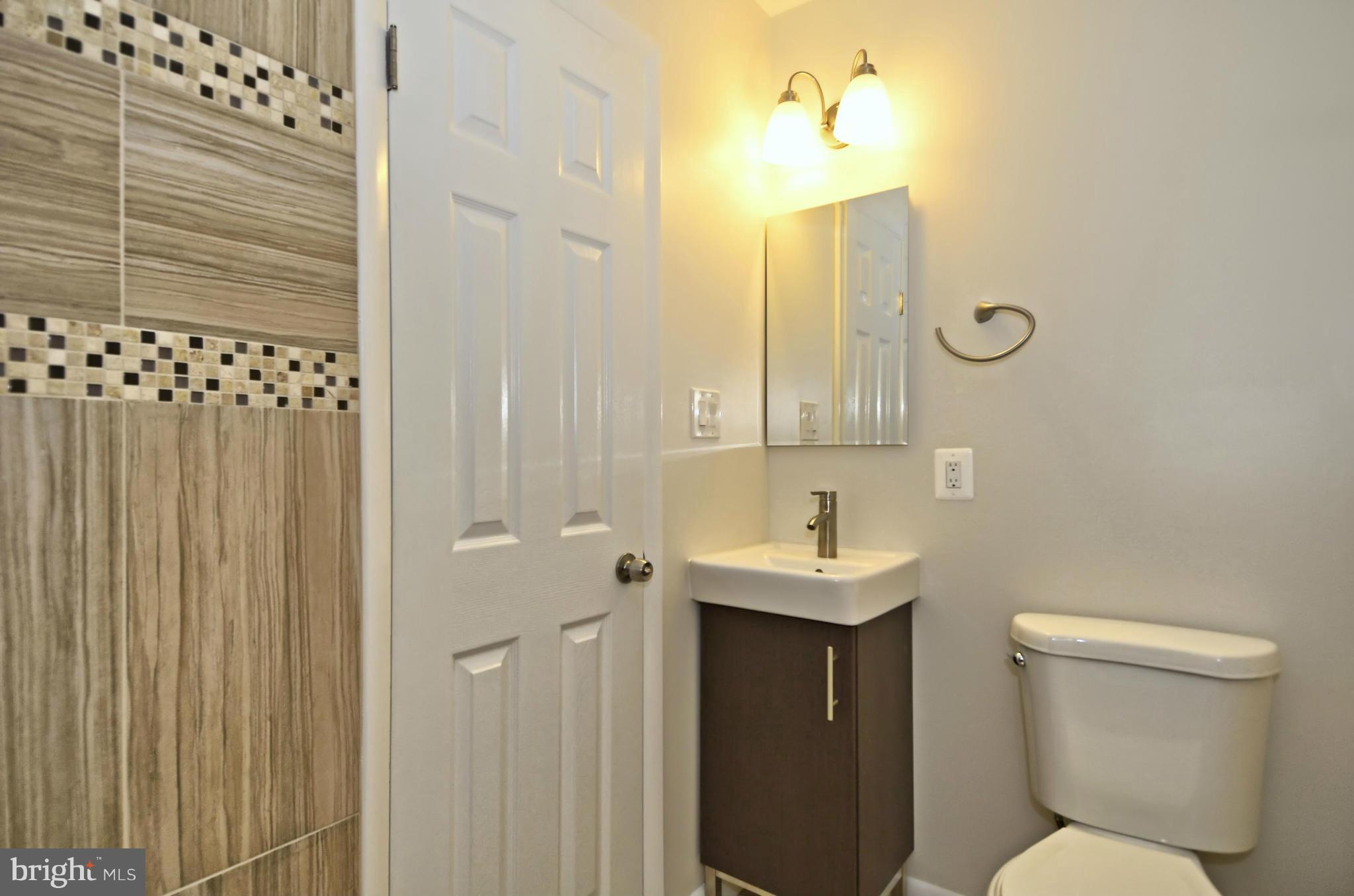8508 Good Luck Road Lanham, MD 20706 - Photo 14 of 30 Bath (Master)