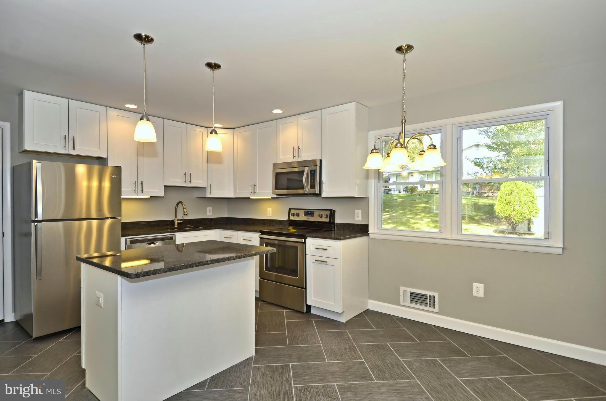 8508 Good Luck Road Lanham, MD 20706 - Photo 4 of 30 Breakfast Room
