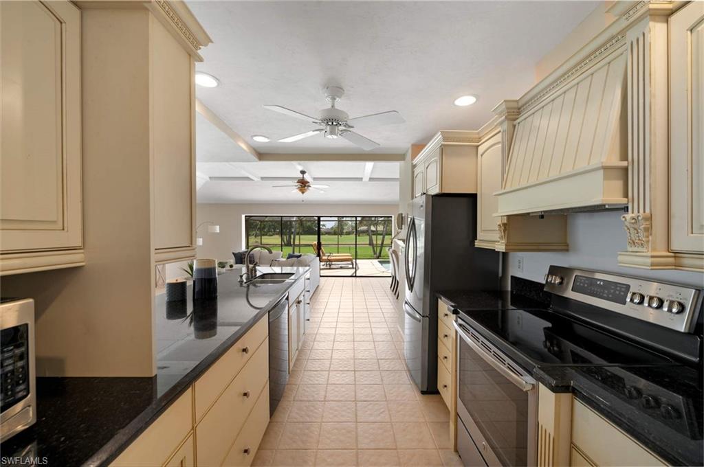 1924 Imperial Golf Course Boulevard Naples, FL 34110 - Photo 8 of 24 Gallery Image 8