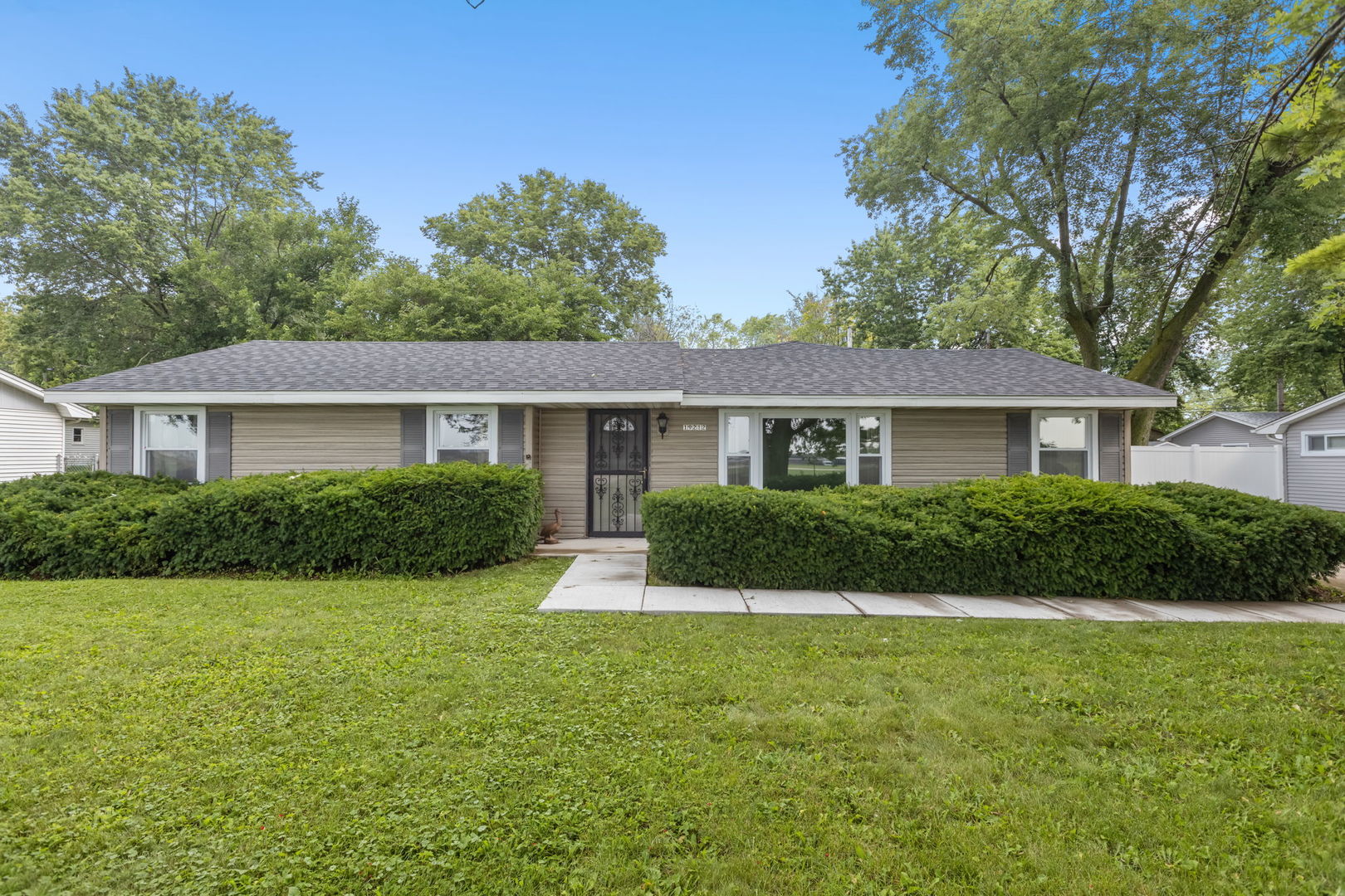 19212 Airport Road Romeoville, IL 60446 - Photo 1 of 18