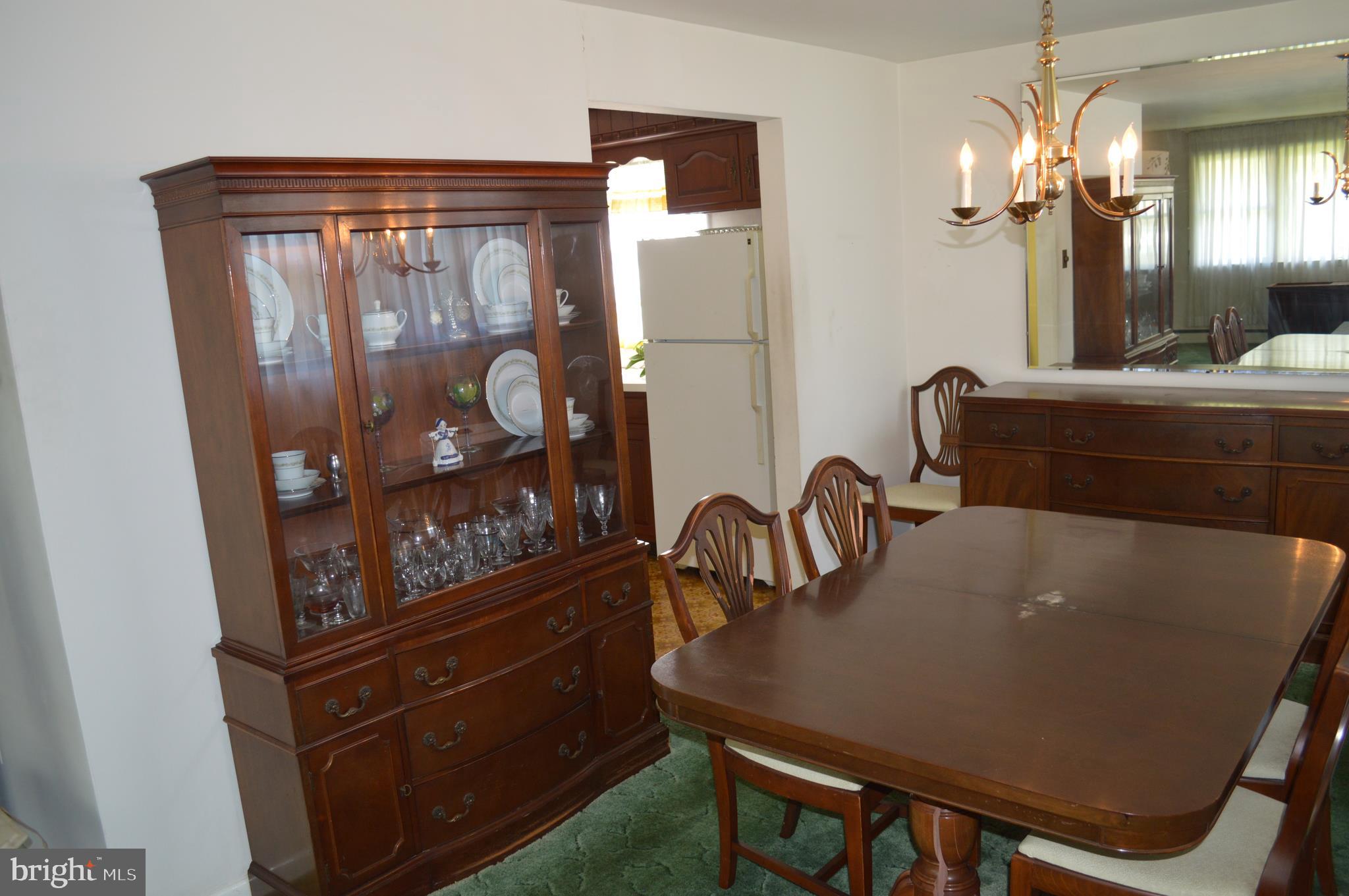 708 Marshall Road Brookhaven, PA 19015 - Photo 7 of 25 Dining room