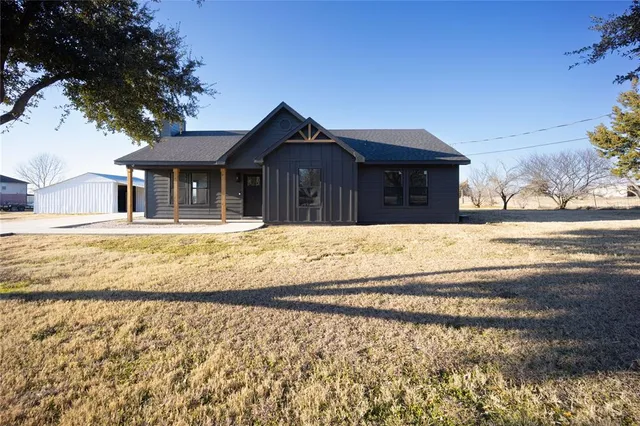 $379,000 | 230 FM 1183, Alma, TX 75119