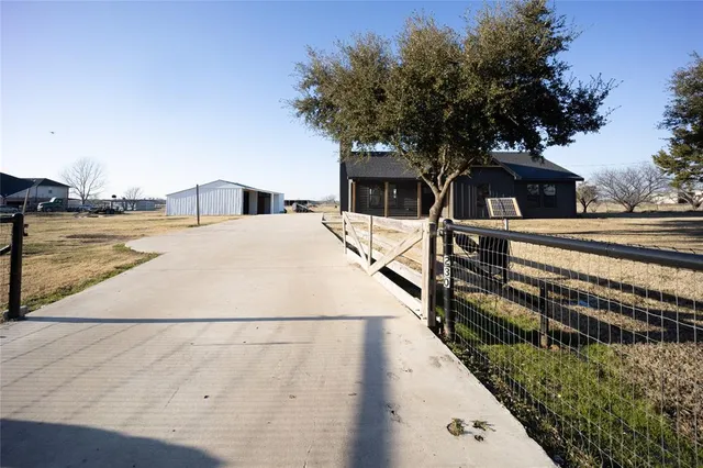 a view of outdoor space