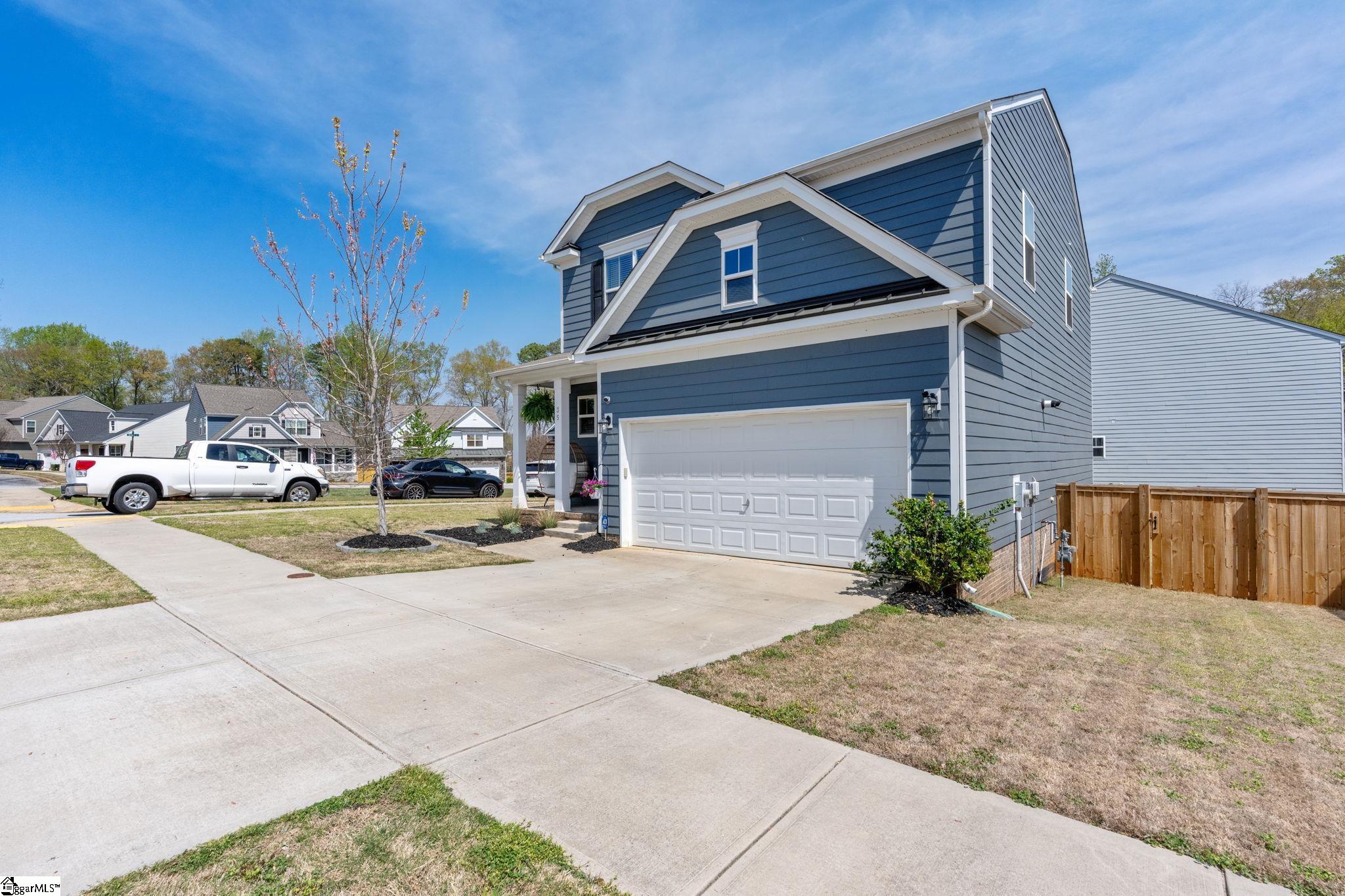 35 Arnold Mill Road Simpsonville, SC 29680 - Photo 3 of 36