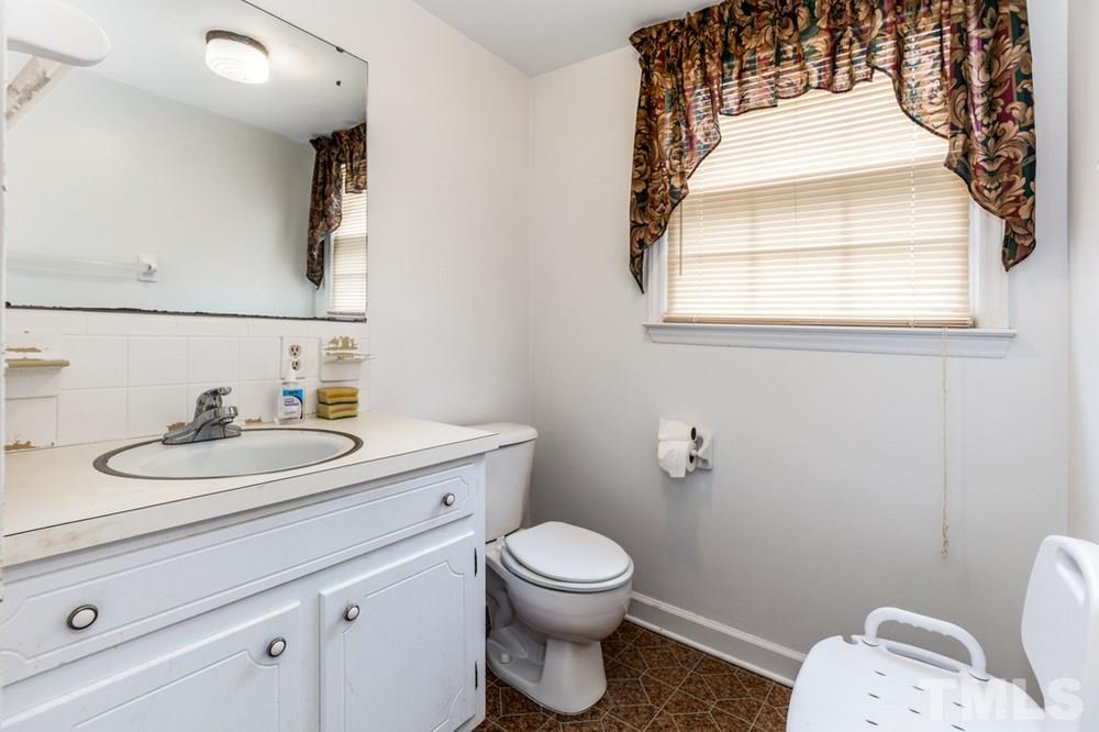 4820 Reigal Wood Road Durham, NC 27712 - Photo 12 of 20 Gallery Image 12