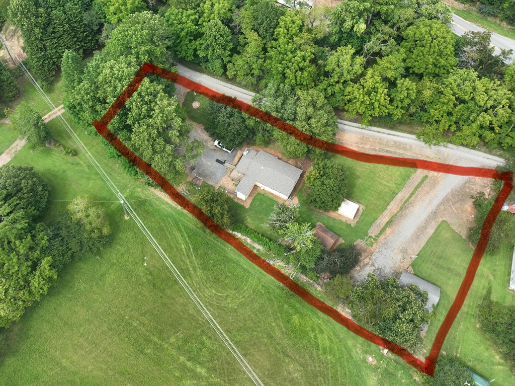 903 Village Road Hiawassee, GA 30546 - Photo 7 of 59