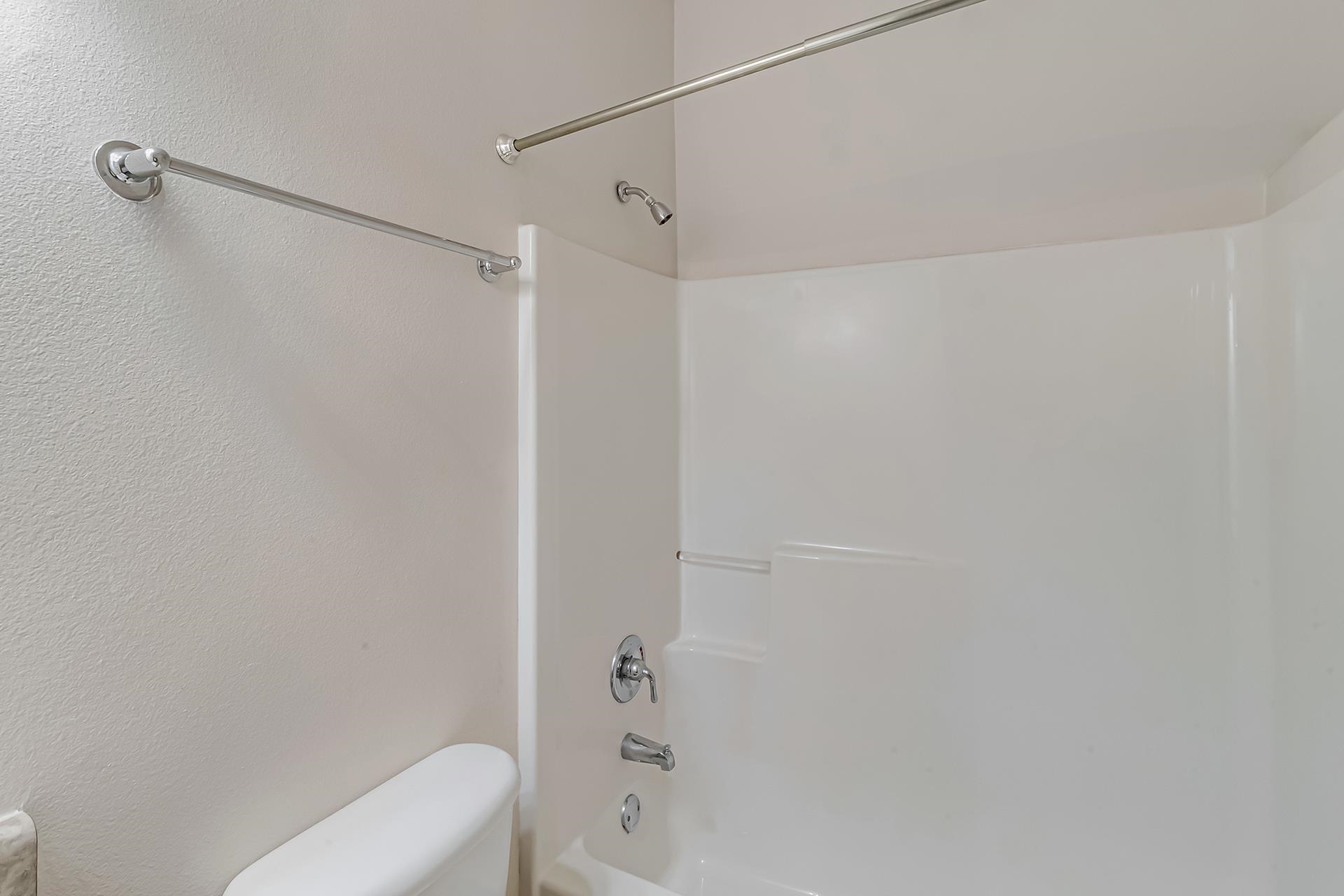 1229 Windsor Park Drive Fruita, CO 81521 - Photo 32 of 36 a bathroom with a shower and a toilet