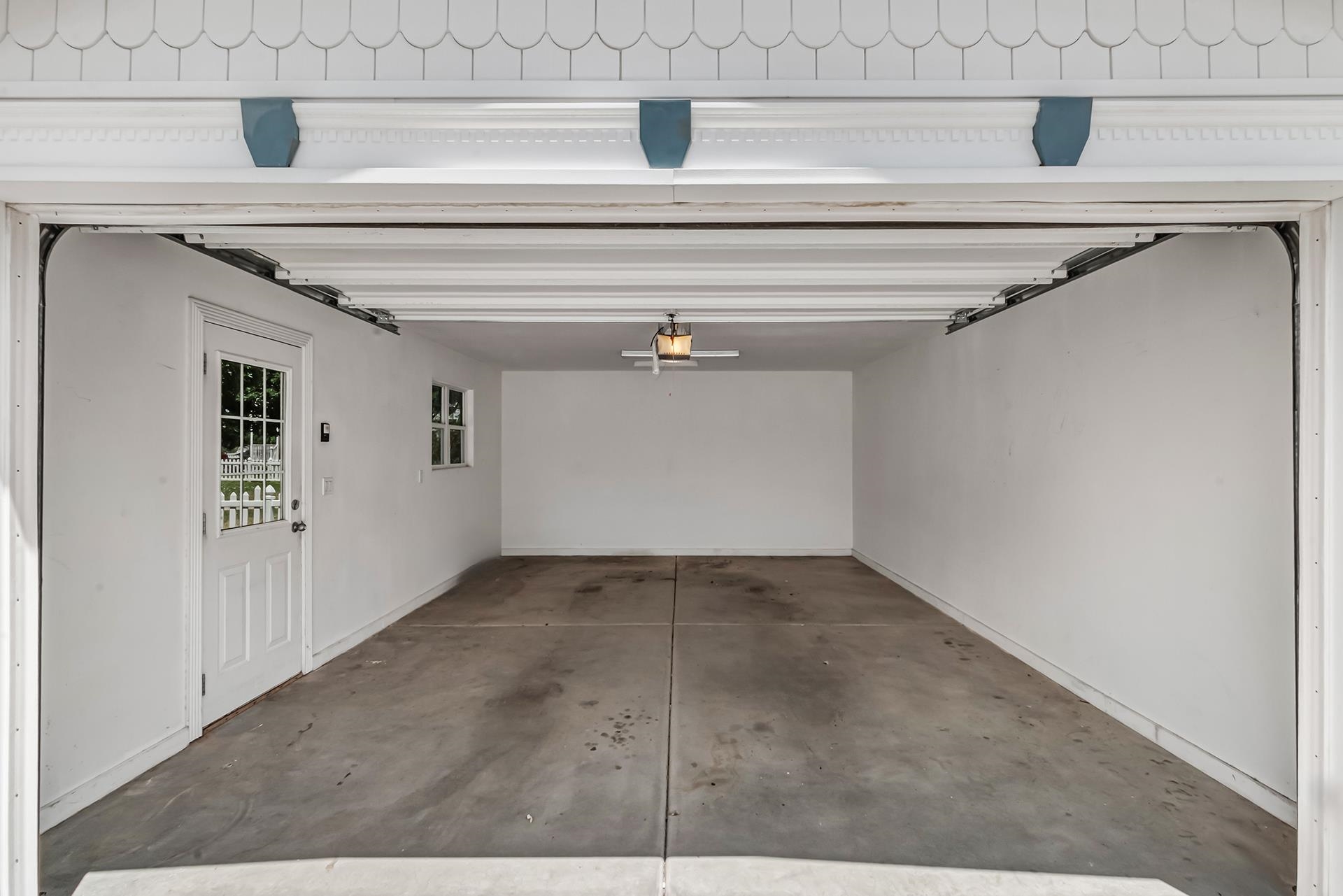 1229 Windsor Park Drive Fruita, CO 81521 - Photo 10 of 36 a view of a garage