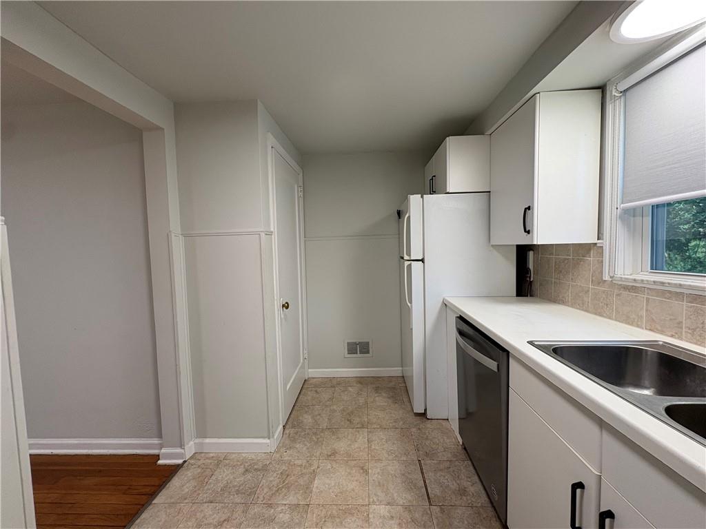5357 Brownsville Road Pittsburgh, PA 15236 - Photo 10 of 21