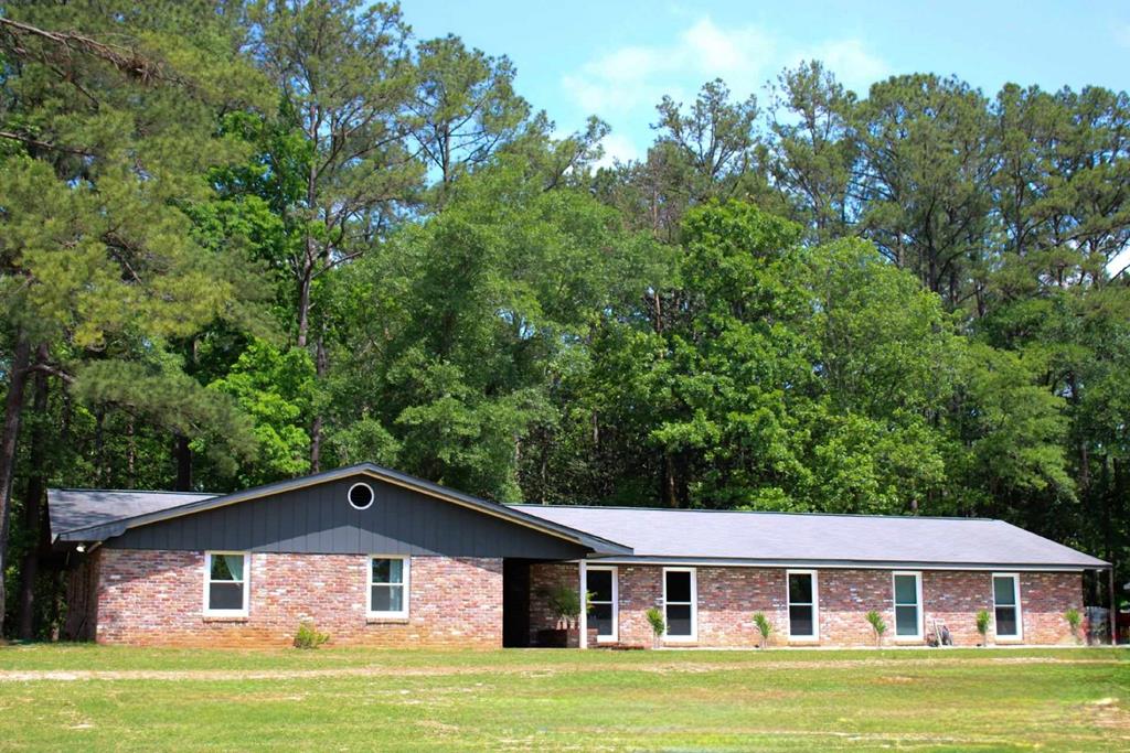 273 Doe Run Road Ozark, AL 36360 - Photo 1 of 36 Main View