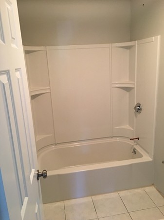 295 Main Street, Unit 4 Reading, MA 01867 - Photo 9 of 15 Gallery Image 9
