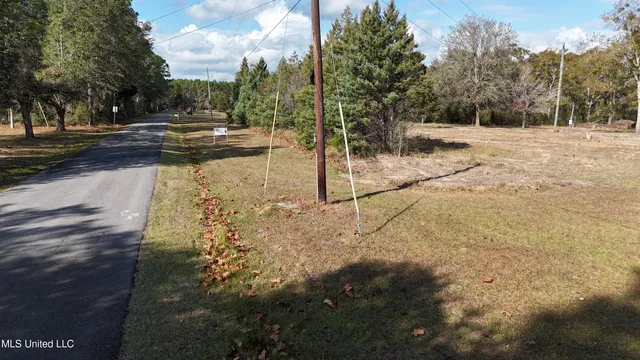 $62,000 | 11925 Roberts Chapel Road, Moss Point, MS 39562