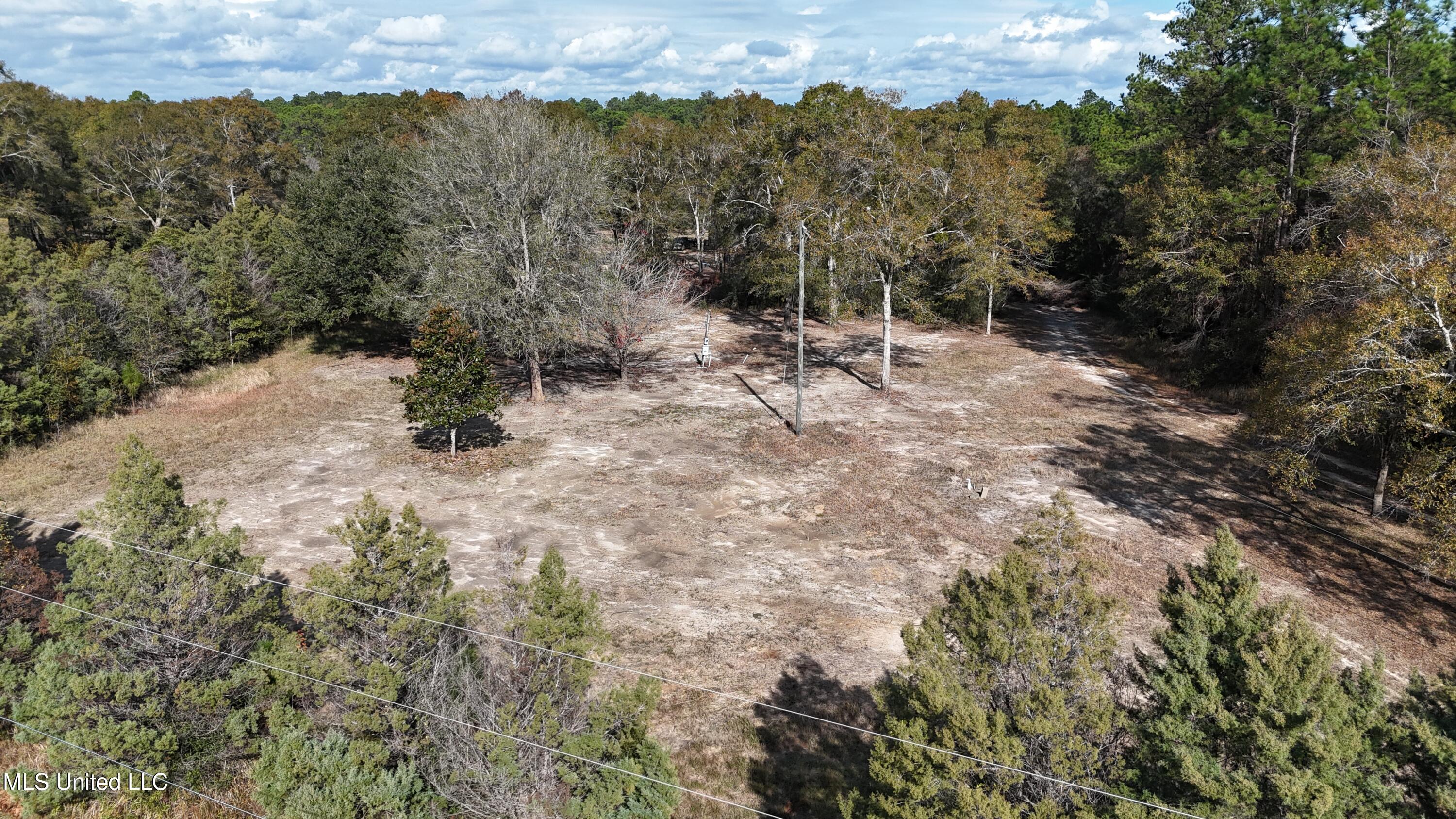 11925 Roberts Chapel Road Moss Point, MS 39562 - Photo 6 of 7 dji_fly_20251213_111824_0036_17656709602