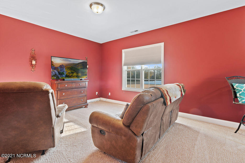 212 Whitecap Lake Road Jacksonville, NC 28540 - Photo 24 of 39 IMG_3237