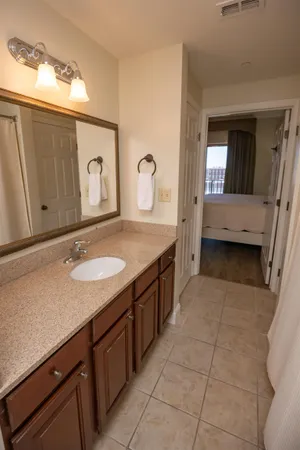 $370,000 | 215 West College Avenue, Unit 905, Tallahassee, FL 32301