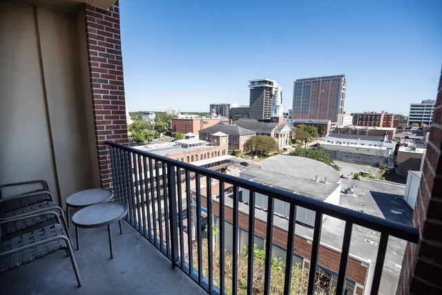 $370,000 | 215 West College Avenue, Unit 905, Tallahassee, FL 32301