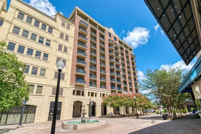 $370,000 | 215 West College Avenue, Unit 905, Tallahassee, FL 32301