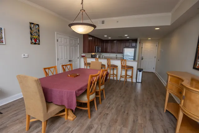 $370,000 | 215 West College Avenue, Unit 905, Tallahassee, FL 32301