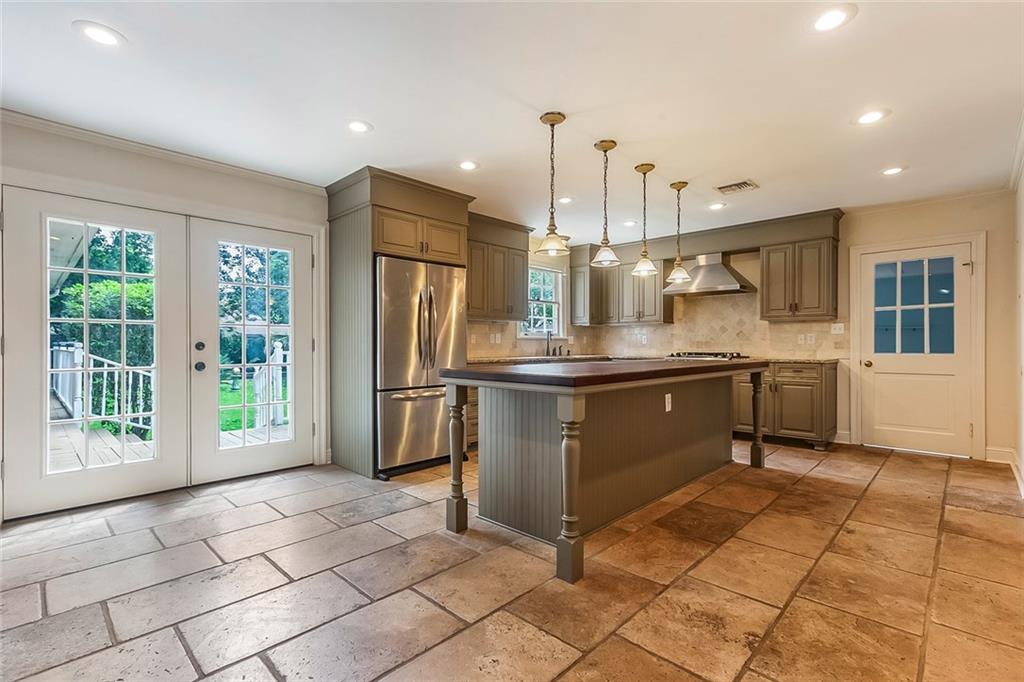 603 Haring Road Metairie, LA 70001 - Photo 5 of 33 Gallery Image 5