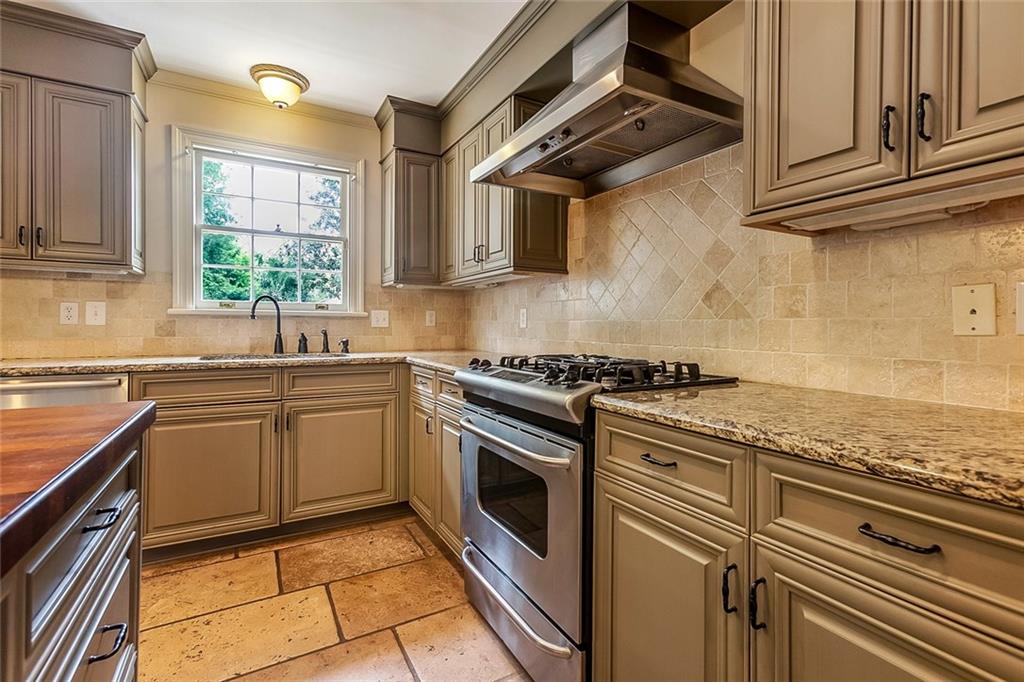 603 Haring Road Metairie, LA 70001 - Photo 6 of 33 Gallery Image 6