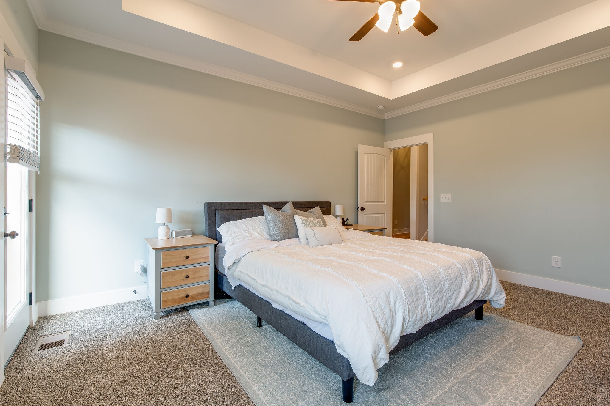 3188 Battle Creek Road Springfield, TN 37172 - Photo 21 of 49 a bedroom with bed and window