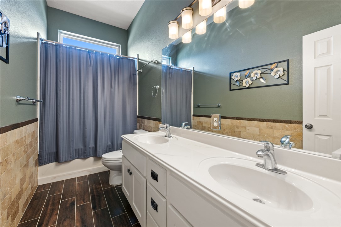 3556 Riata Court Bryan, TX 77808 - Photo 23 of 35