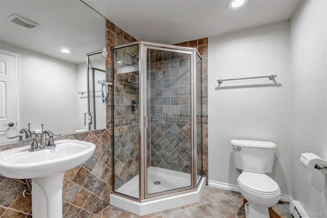 a view of a walk in closet