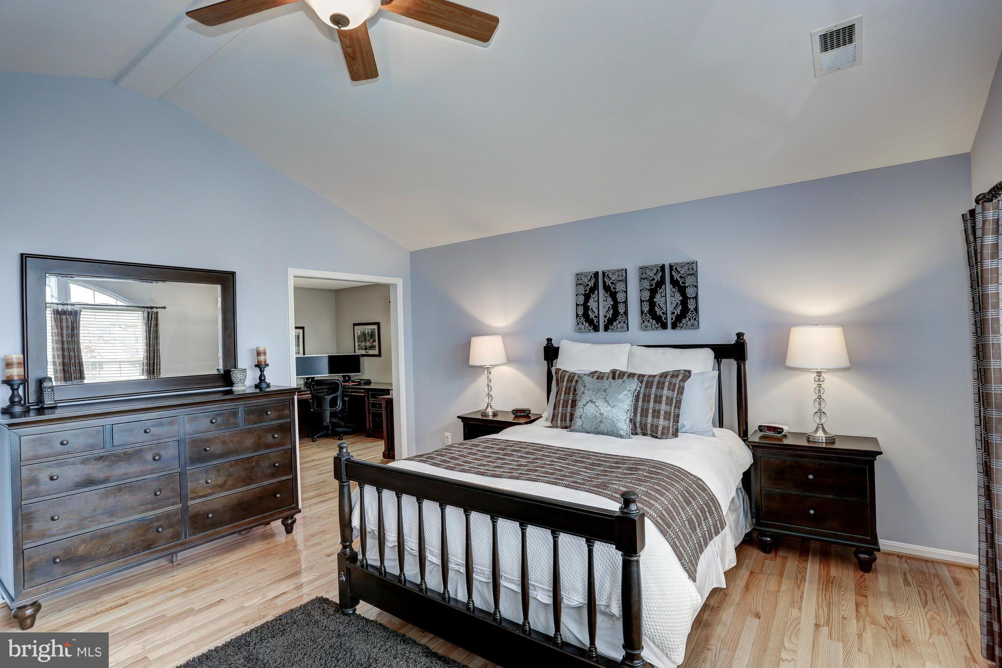 18237 Mill Spring Court Leesburg, VA 20176 - Photo 16 of 30 Bedroom (Master)