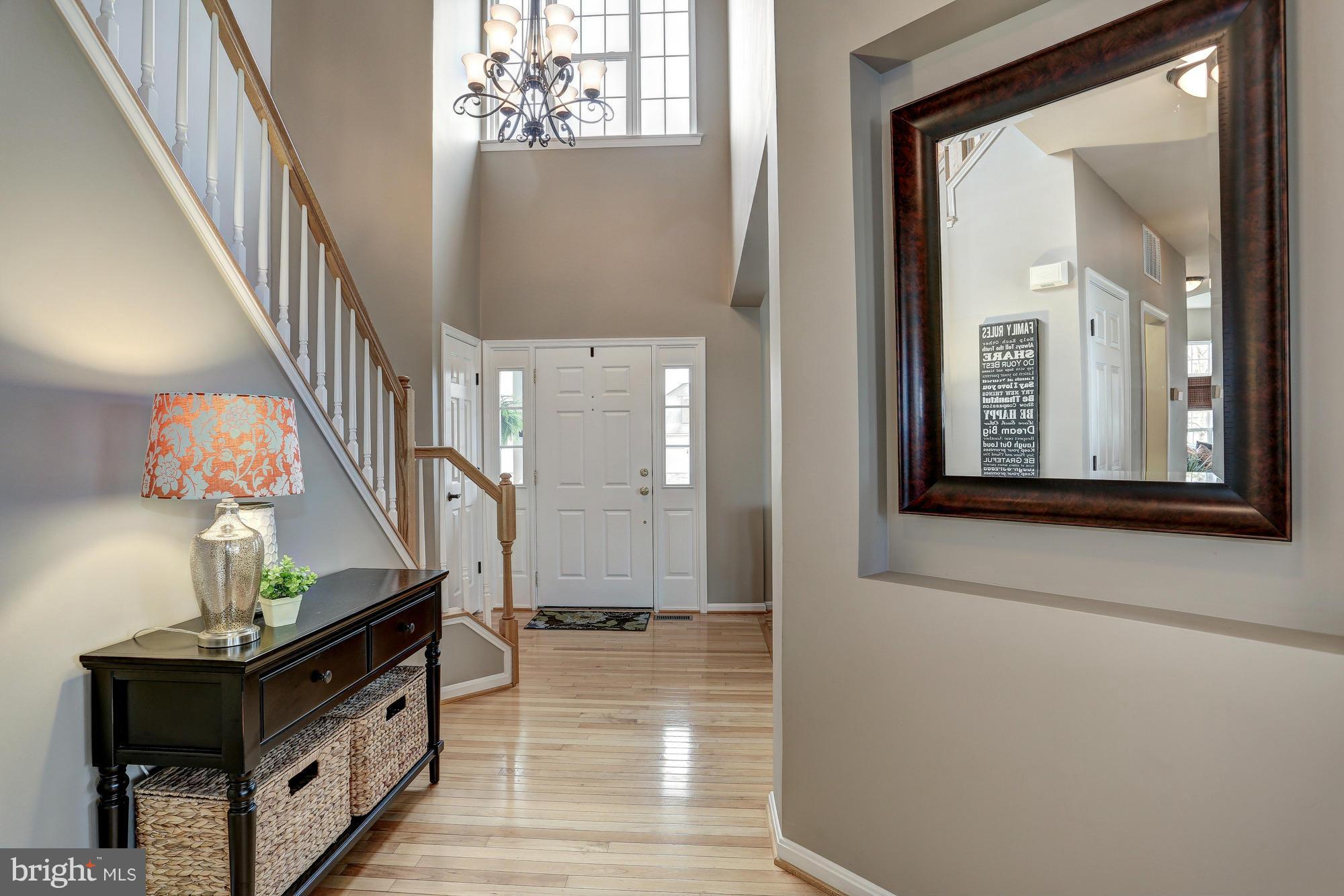 18237 Mill Spring Court Leesburg, VA 20176 - Photo 3 of 30 Foyer