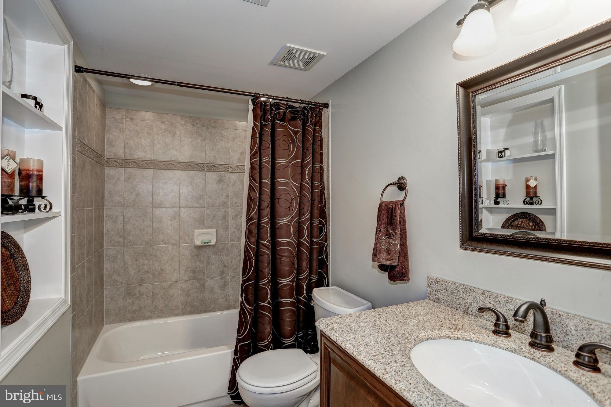 18237 Mill Spring Court Leesburg, VA 20176 - Photo 27 of 30 Bath