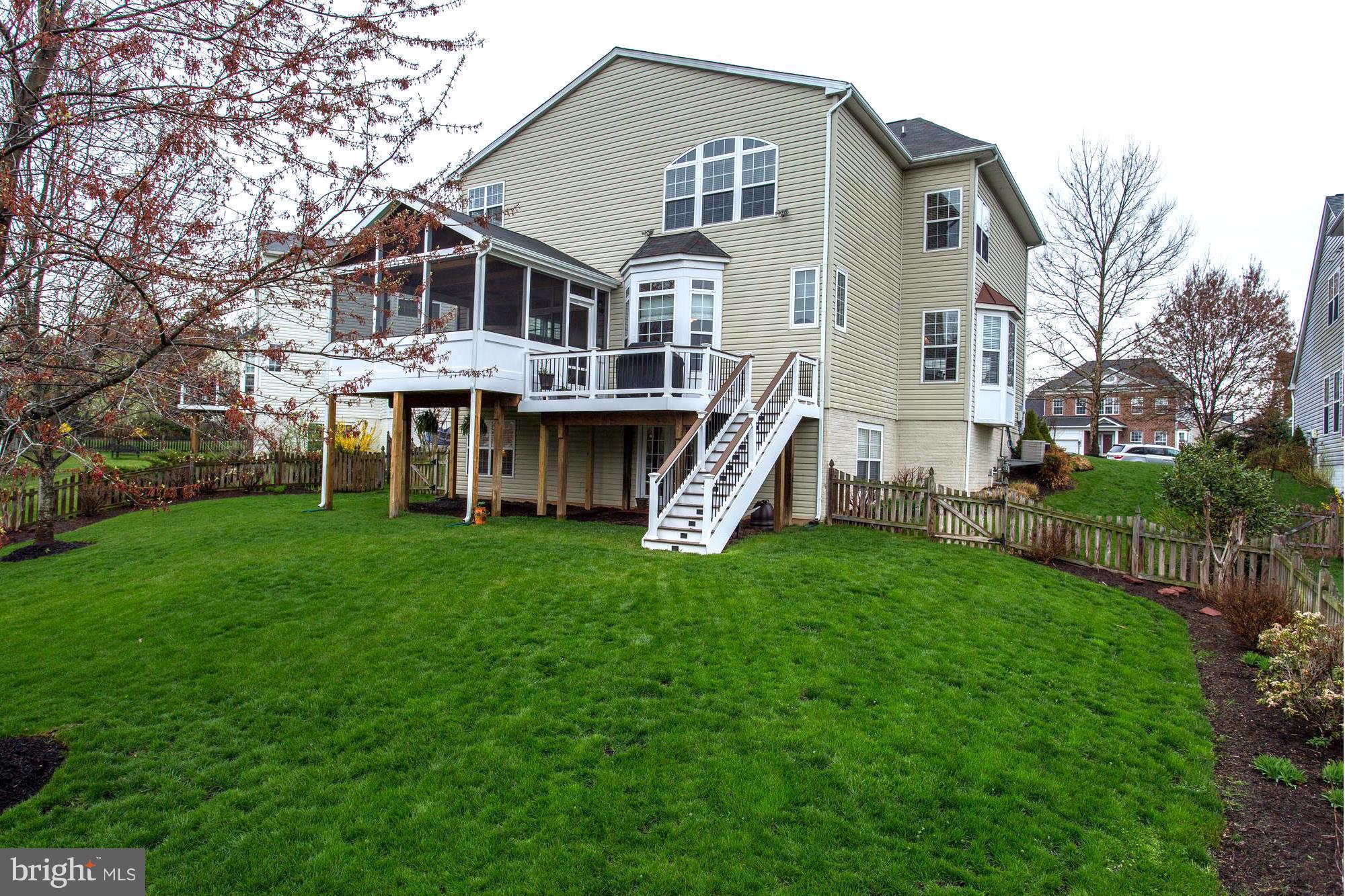 18237 Mill Spring Court Leesburg, VA 20176 - Photo 28 of 30 Exterior (Rear)