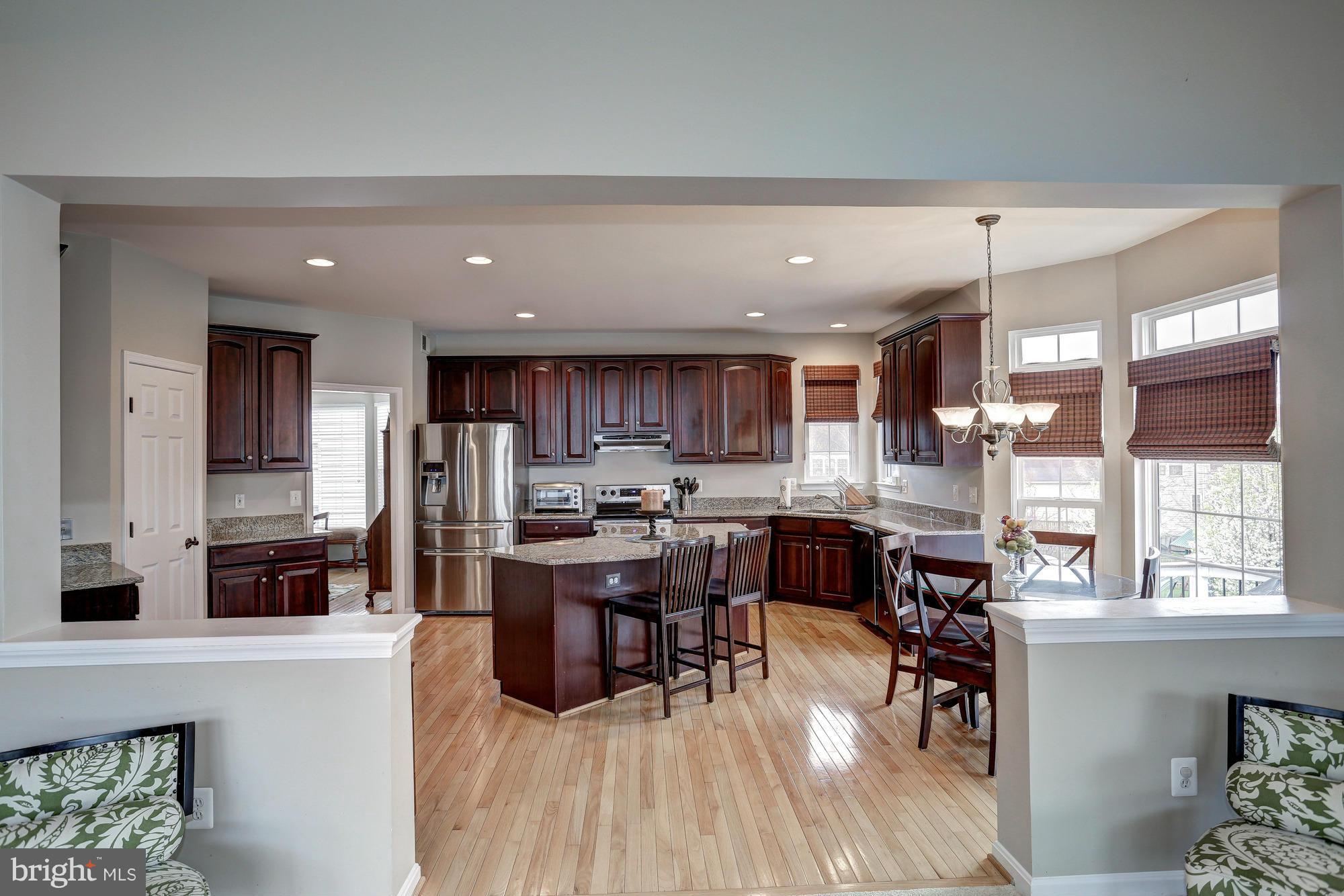 18237 Mill Spring Court Leesburg, VA 20176 - Photo 10 of 30 Kitchen