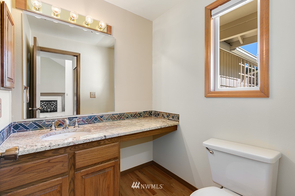 18237 154th Place Southeast Renton, WA 98058 - Photo 12 of 25 Gallery Image 12