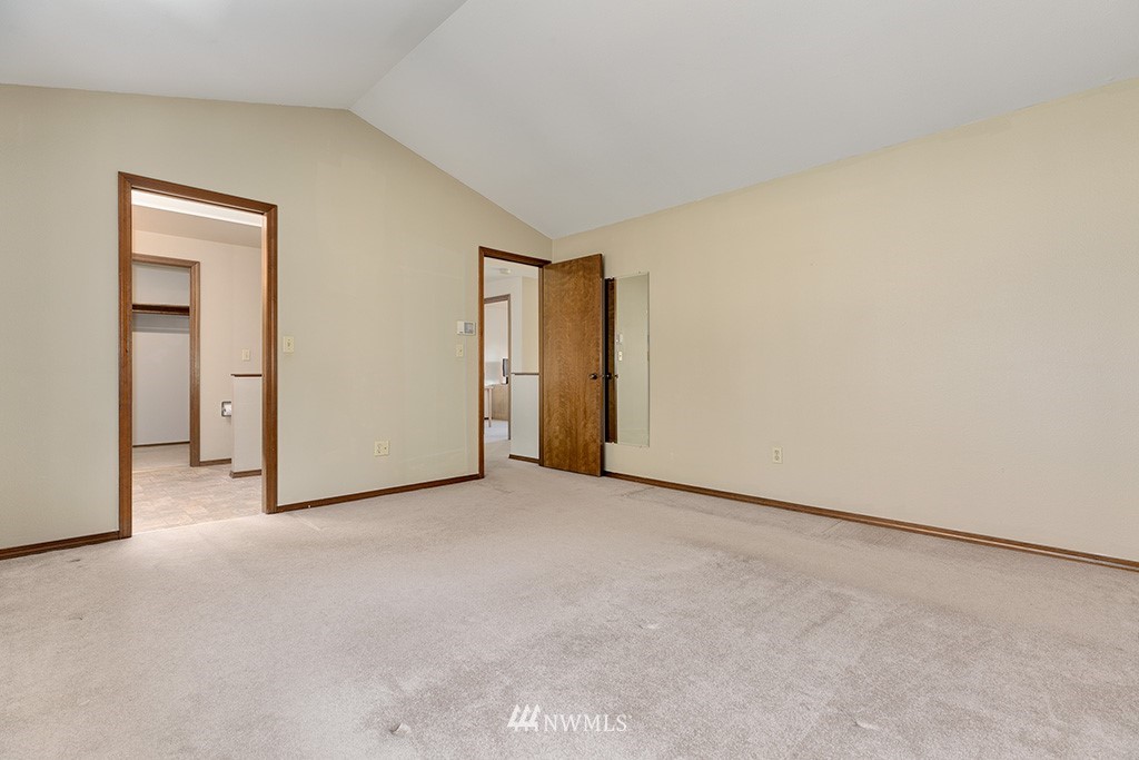 18237 154th Place Southeast Renton, WA 98058 - Photo 14 of 25 Gallery Image 14