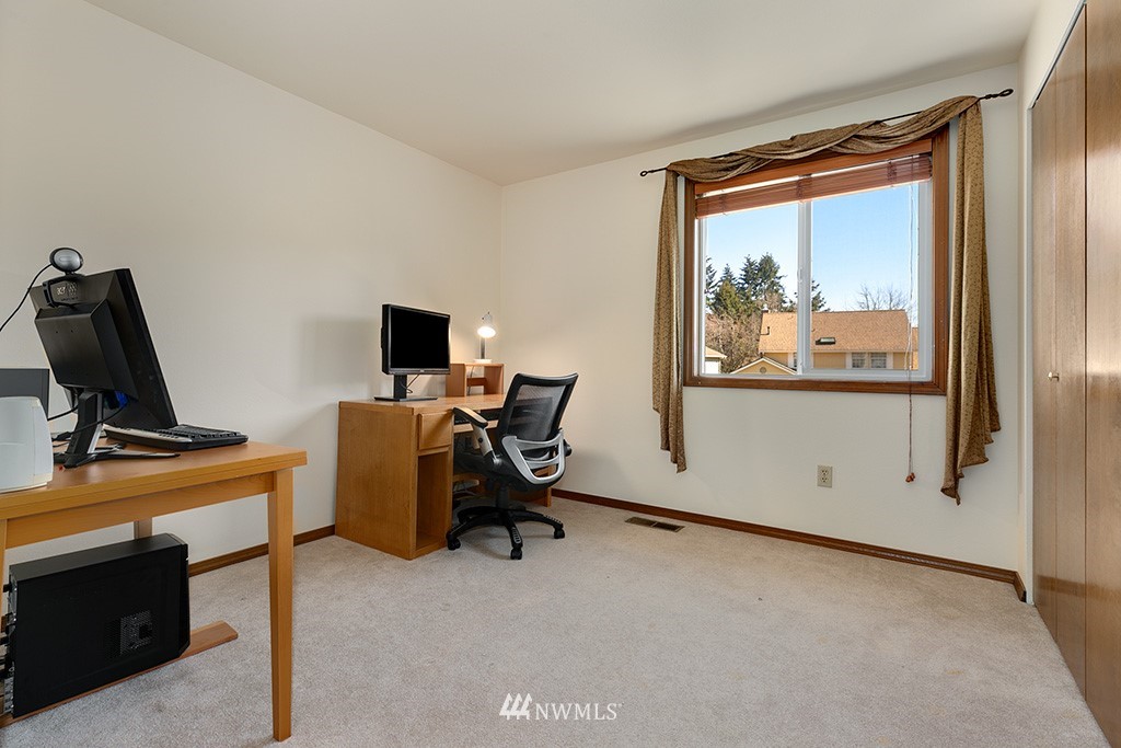 18237 154th Place Southeast Renton, WA 98058 - Photo 19 of 25 Gallery Image 19
