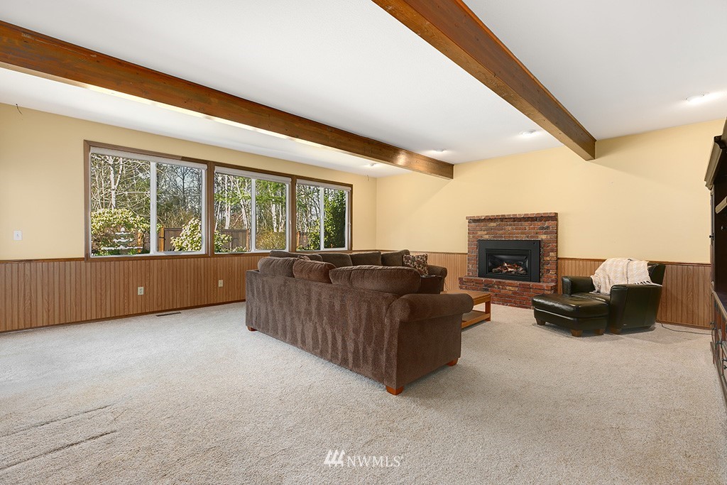 18237 154th Place Southeast Renton, WA 98058 - Photo 9 of 25 Gallery Image 9