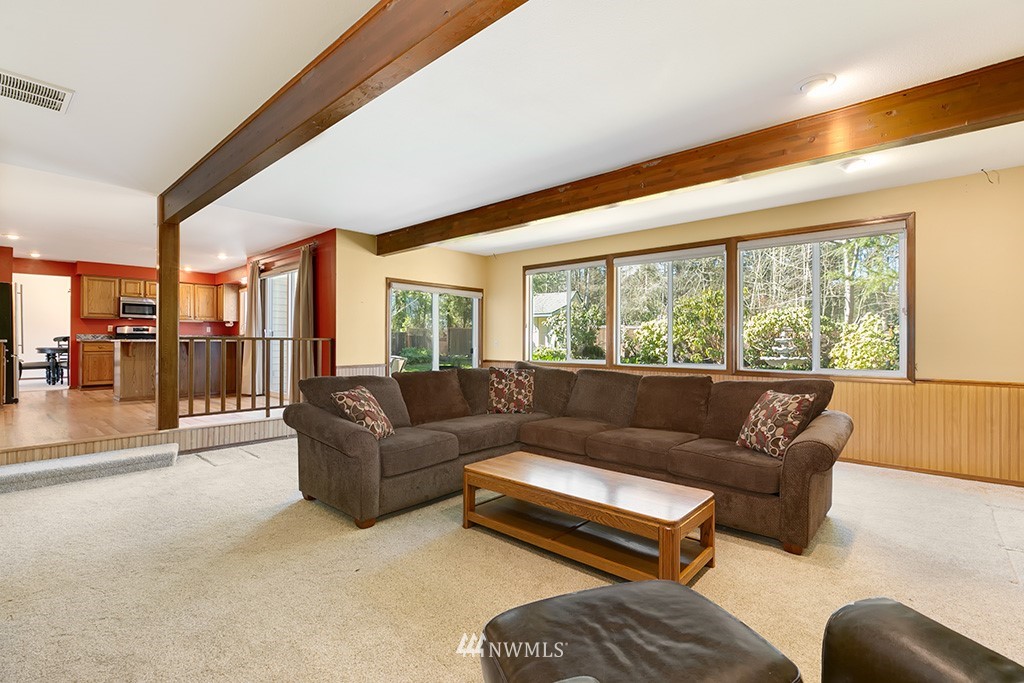 18237 154th Place Southeast Renton, WA 98058 - Photo 10 of 25 Gallery Image 10