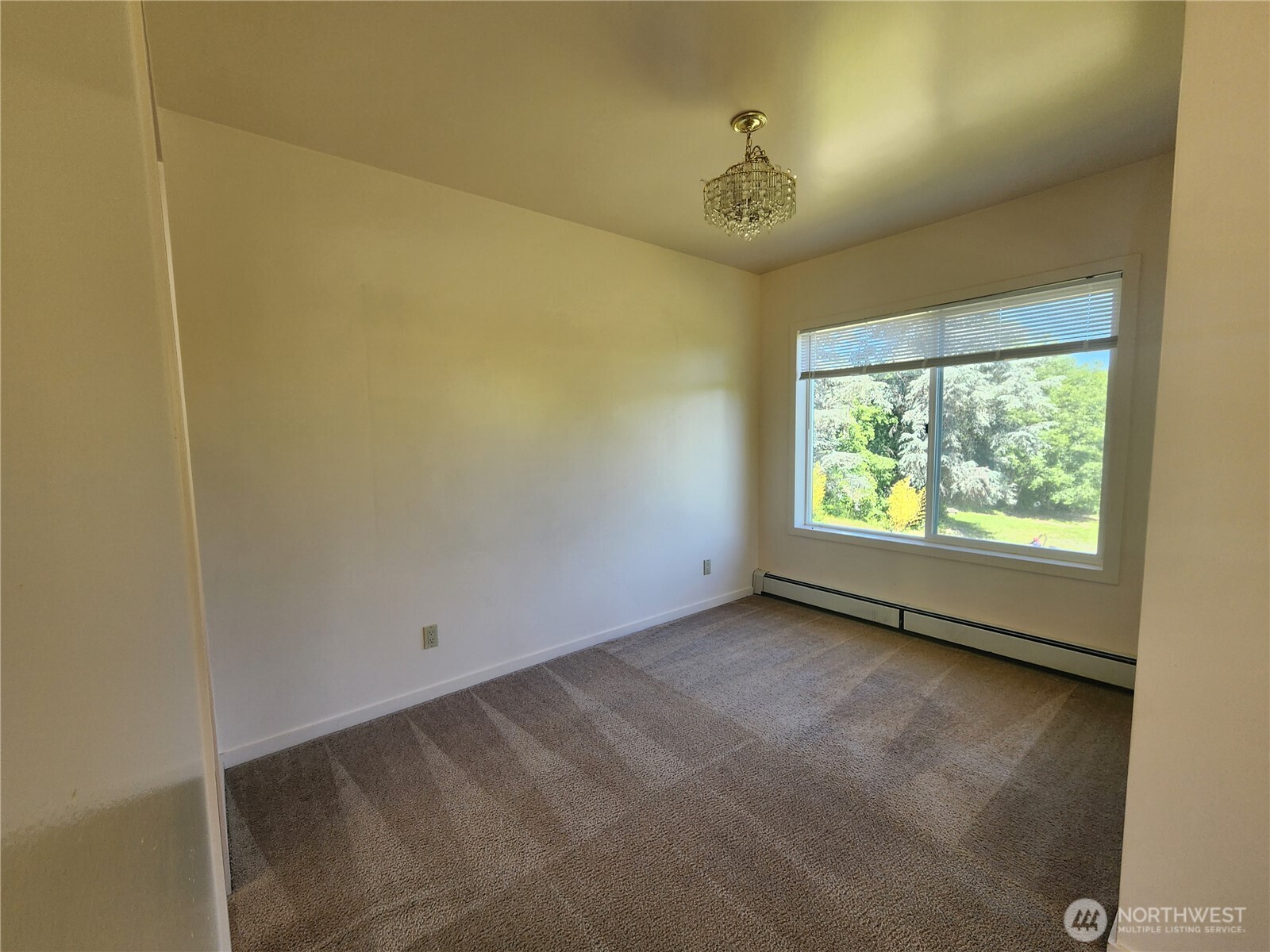 10336 Northeast Knight Road Bainbridge Island, WA 98110 - Photo 4 of 23
