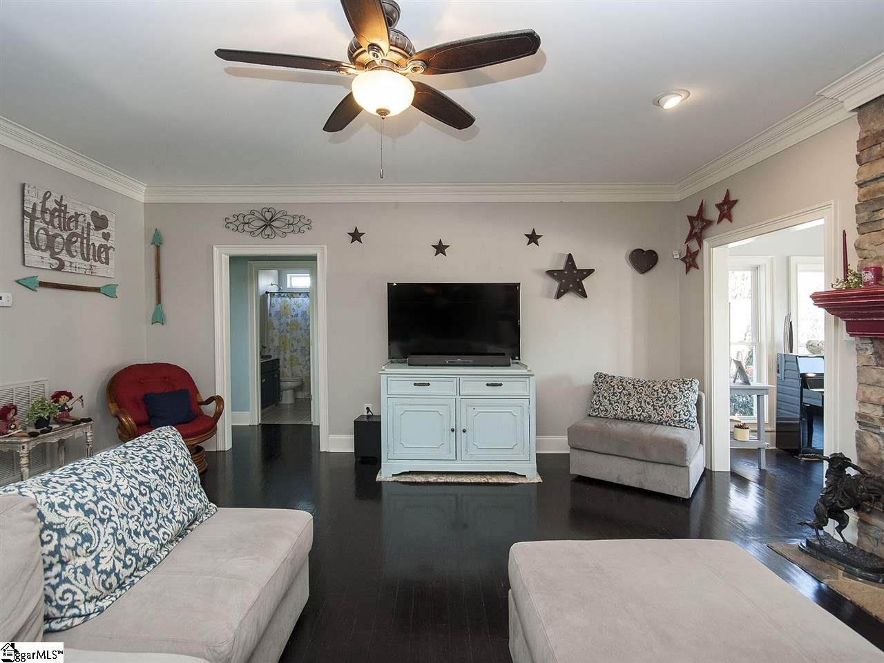241 Bruce Farm Road Simpsonville, SC 29681 - Photo 10 of 30 Gallery Image 10