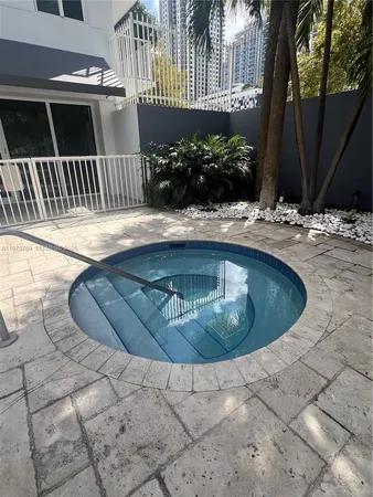 $318,000 | 850 North Miami Avenue, Unit W1808, Miami, FL 33136