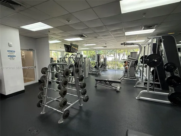 $318,000 | 850 North Miami Avenue, Unit W1808, Miami, FL 33136
